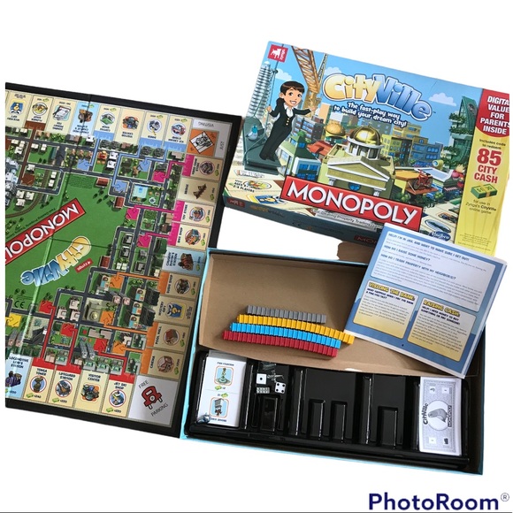 CityVille Monopoly | 2012 Family Board Game - Picture 1 of 16